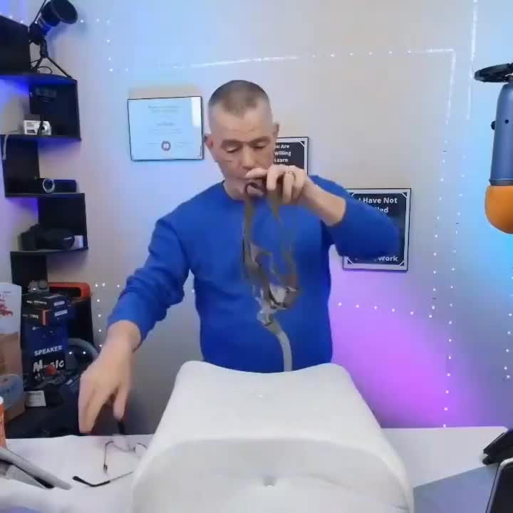 Oreiller à mémoire de forme cervical (16), visuel complémentaire